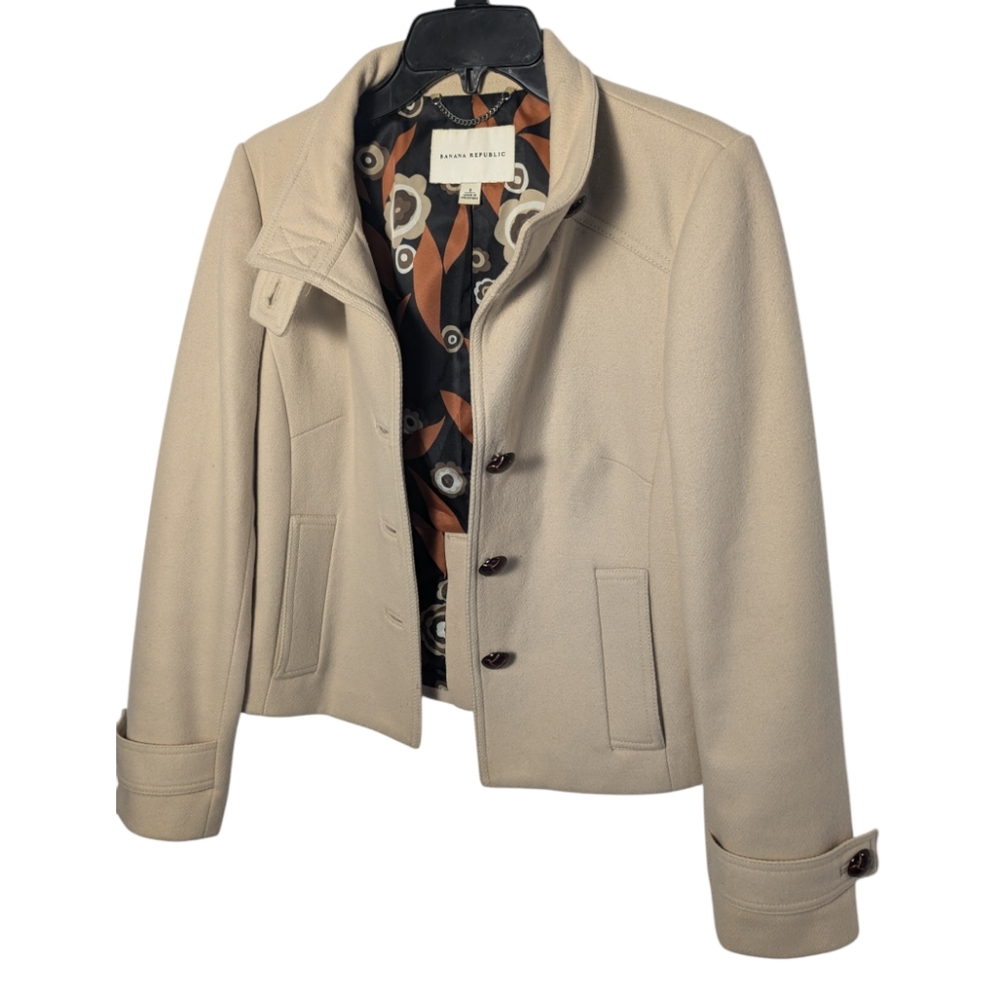 Banana Republic Fully Lined 100% Wool Jacket in Creme / Ivory  SZ S